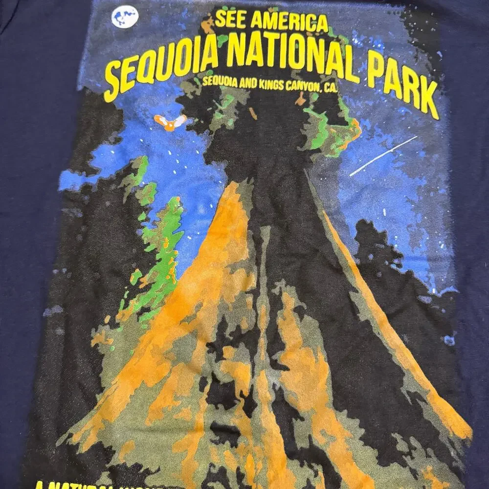 Sequoia National Park Women's Navy Short Sleeve T-Shirt - Size Medium - NWT